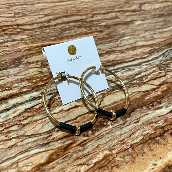 True To Form - Picture 3 of 14